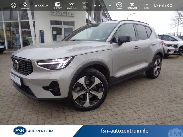 Volvo XC40 B4 Plus Dark Panoramadach