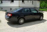 Volkswagen VW Jetta 1,6-Schwarz-EZ 05.2007- TÜV bis 0... - gebrauchte VW Jetta aus dem Jahr 2007