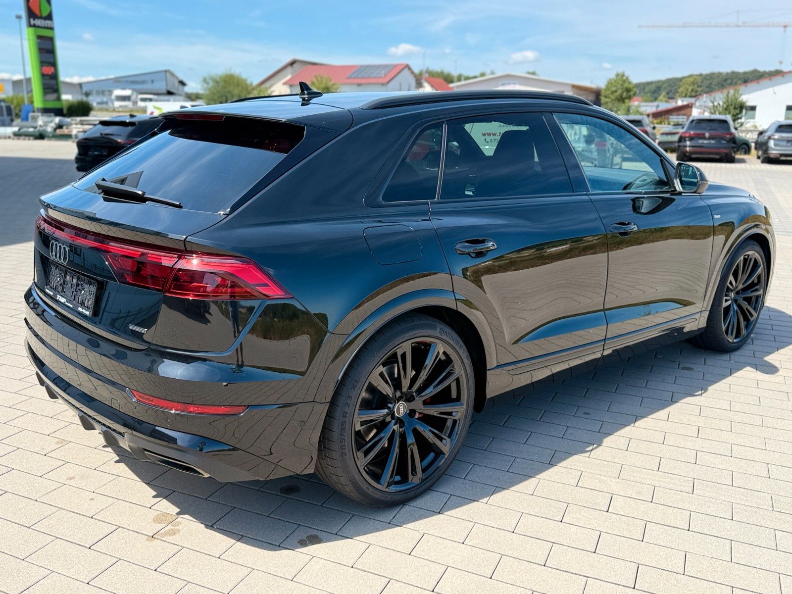 Audi Q8 TFSI e-hybrid 360 KW +AHK+PANO+ imagem 3