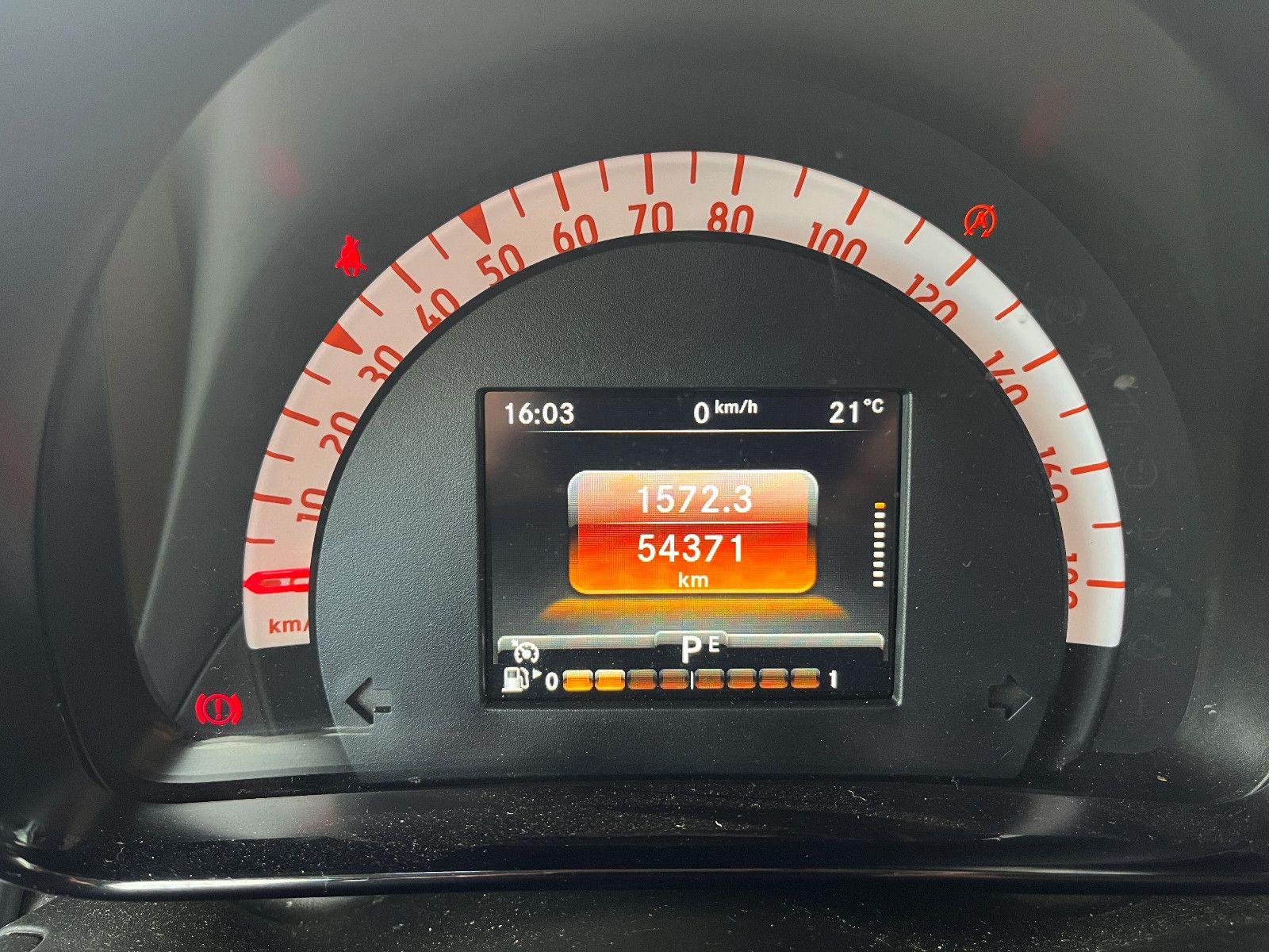 Fahrzeugabbildung Smart ForTwo Cabrio  66 kW Automatik / SHZ