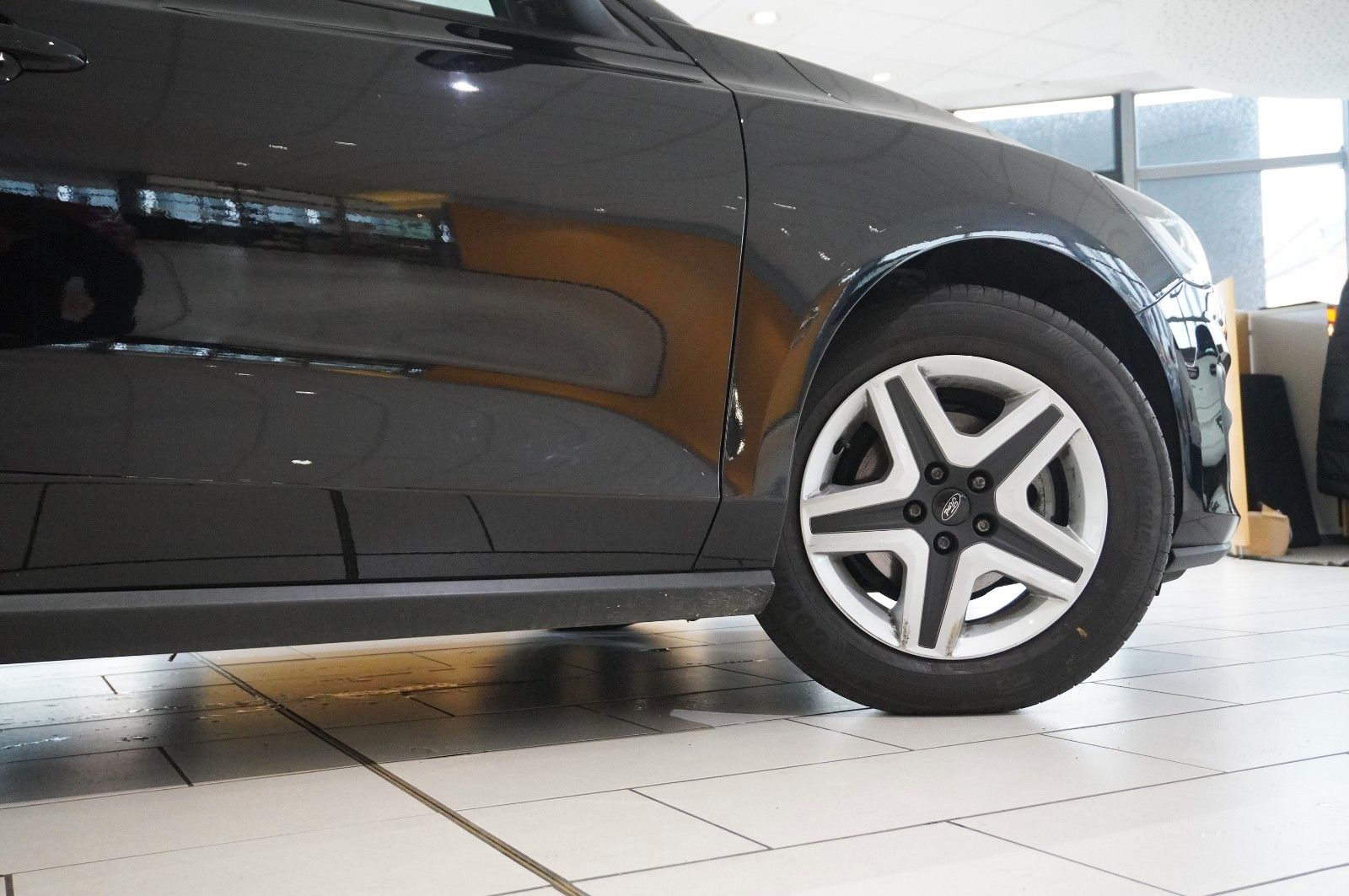 Fahrzeugabbildung Ford Focus Turnier 1.5D COOL & CONN NAVI/LED/SPORT/SH