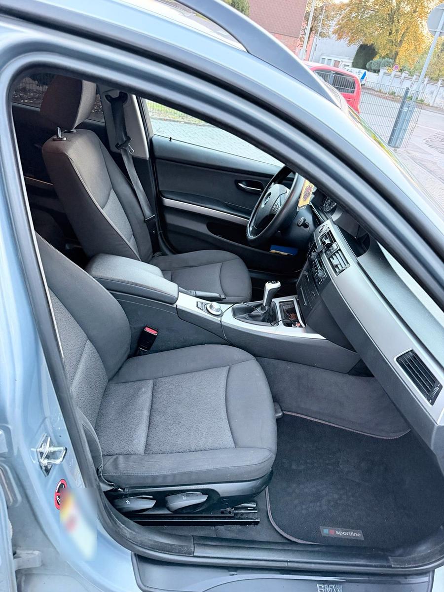 BMW 320 2007 — photo 10