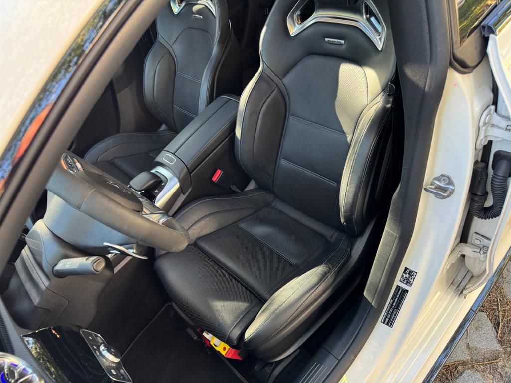 Mercedes-Benz CLA 35 AMG