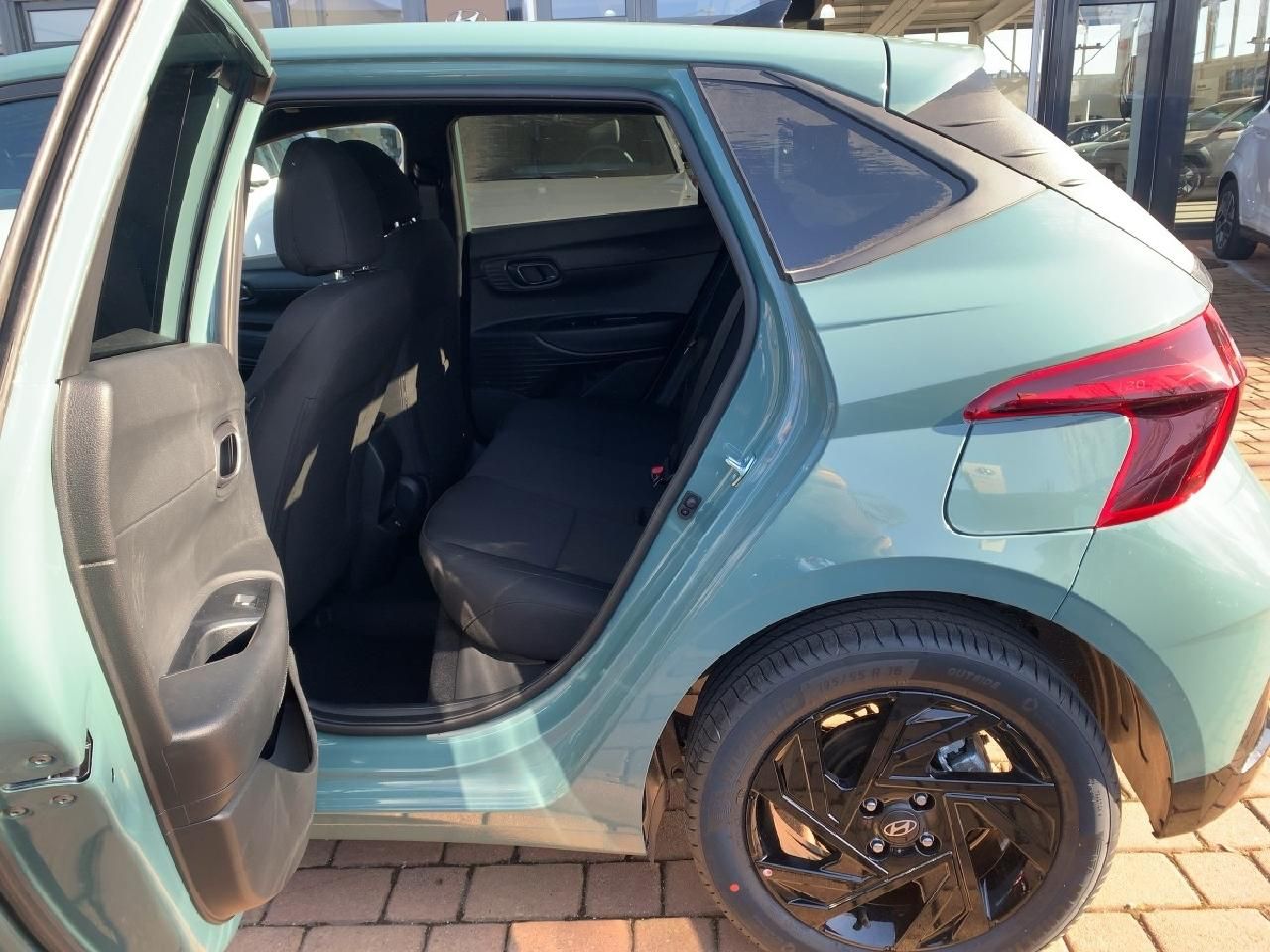 Fahrzeugabbildung Hyundai i20 1.0l Blackline*
