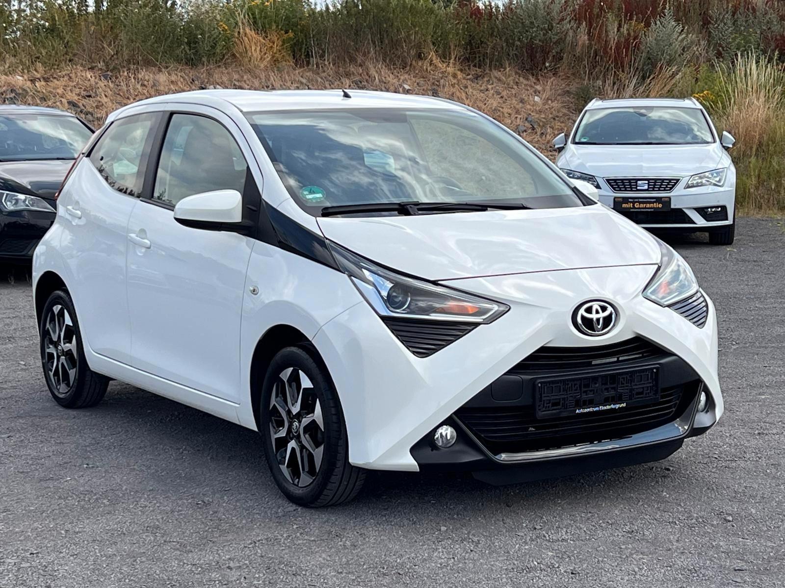 Toyota Aygo AYGO x-play club Carplay+LDE+Navi