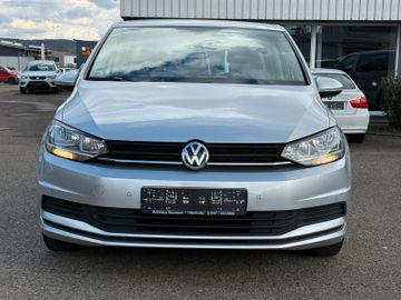 Volkswagen Touran - 4