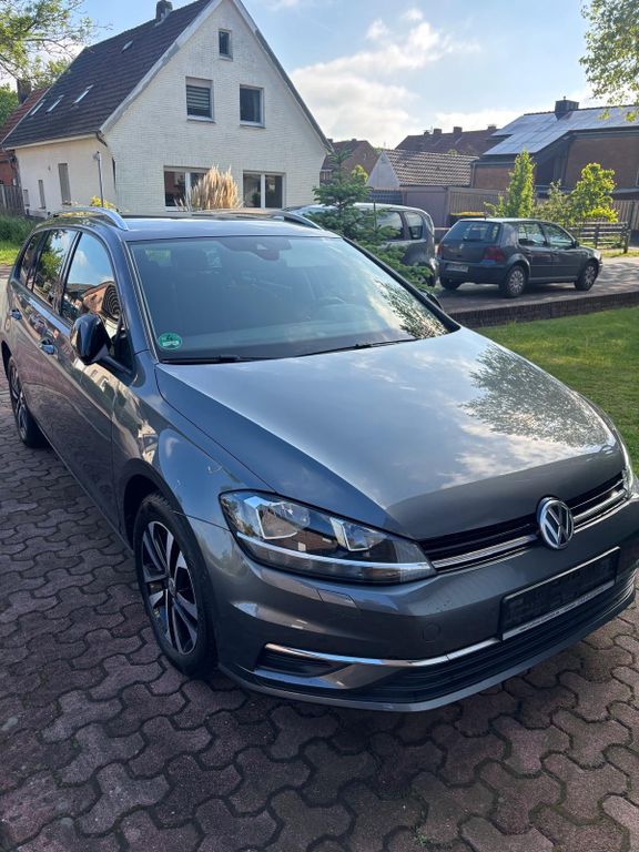 Image of Volkswagen Golf