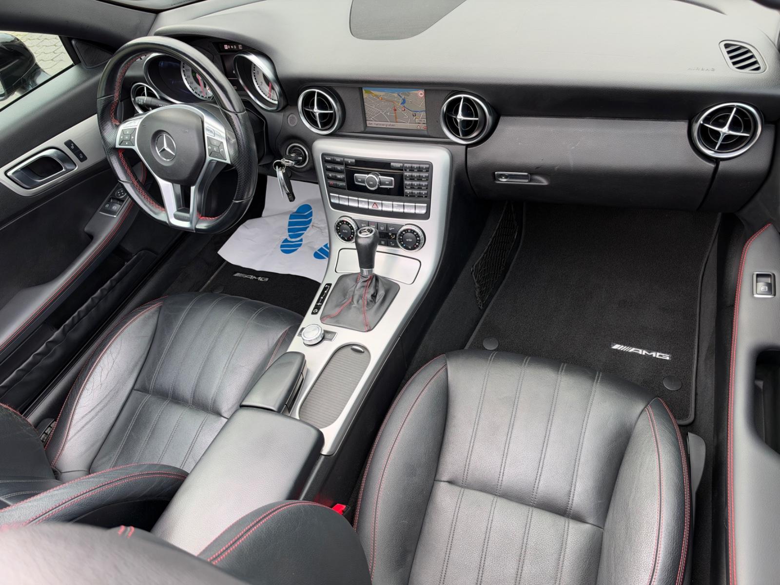Mercedes-Benz SLK 350 V6 AMG-Line AirScarf 2.Hd Navi ILS Leder