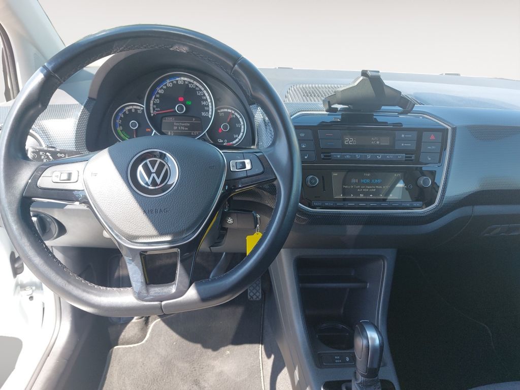 Fahrzeugabbildung Volkswagen e-up CCS-Ladedose Sitzheizung,Climatronic,DAB