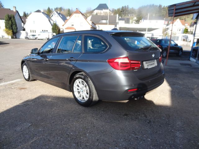 Fahrzeugabbildung BMW 320i Kombi/Pano/2.Hd/Navi/AHK/LED/PDC/