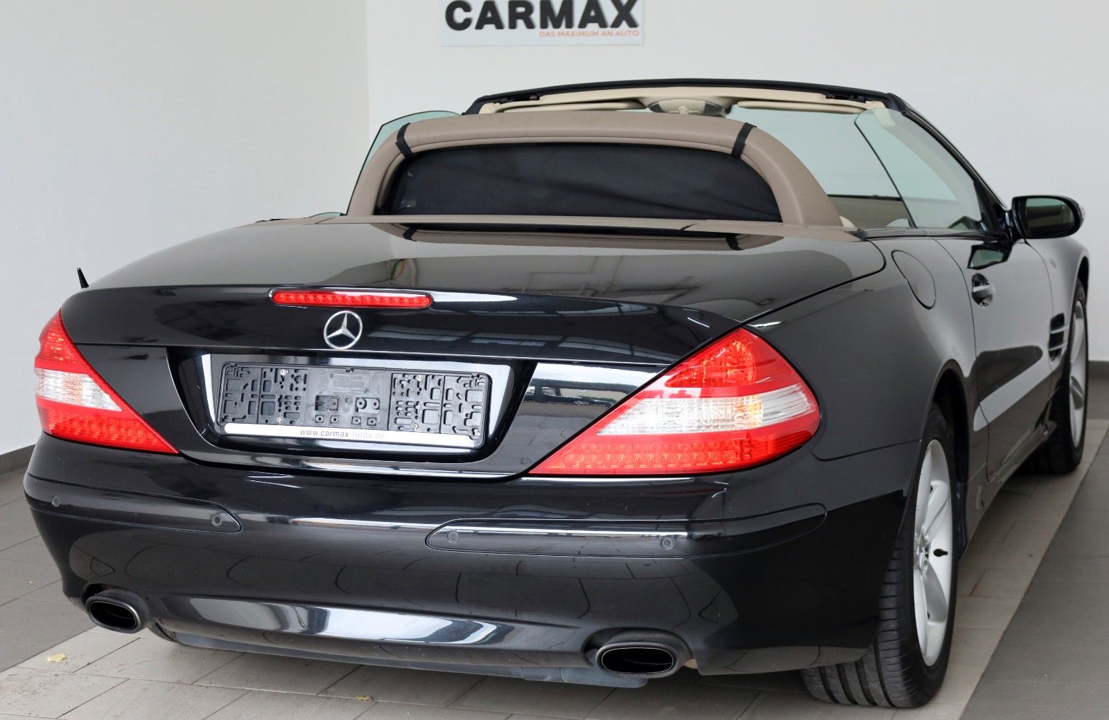 Fahrzeugabbildung Mercedes-Benz SL 350 Leder,Navi,Xenon,SH+Belüftung,PDC