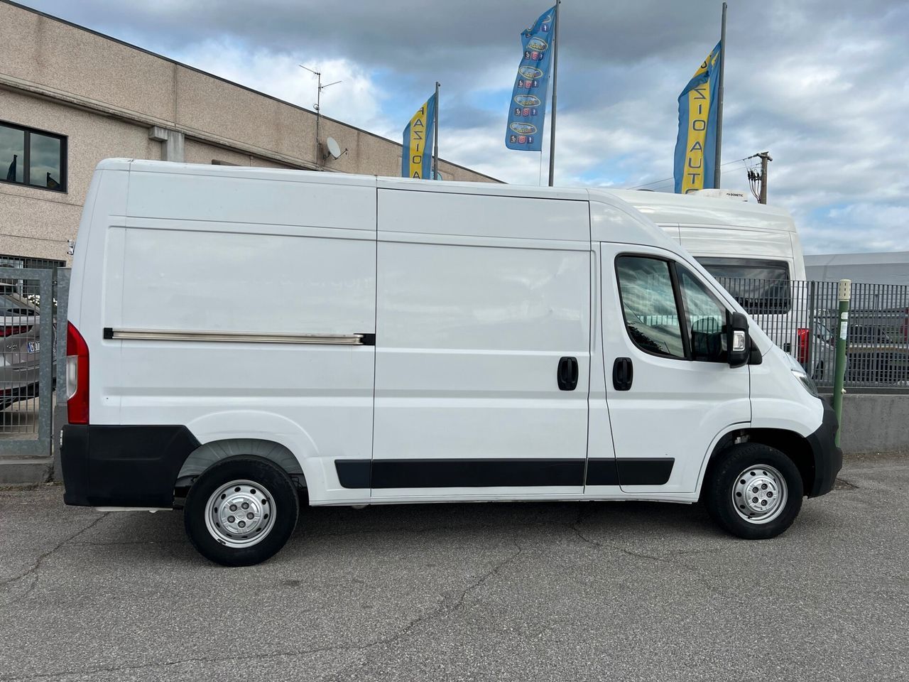 Other Opel Movano 33 2.2 BlueHDi 140 S&S PM-TN Furgone imagem 2