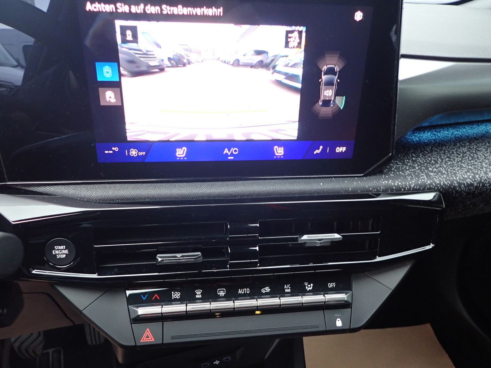 Fahrzeugabbildung Renault Clio Techno TCe 115