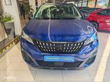 Peugeot 3008 1.2 12V e-THP PureTech Active - Peugeot 3008 Active mit Benzin-Antrieb