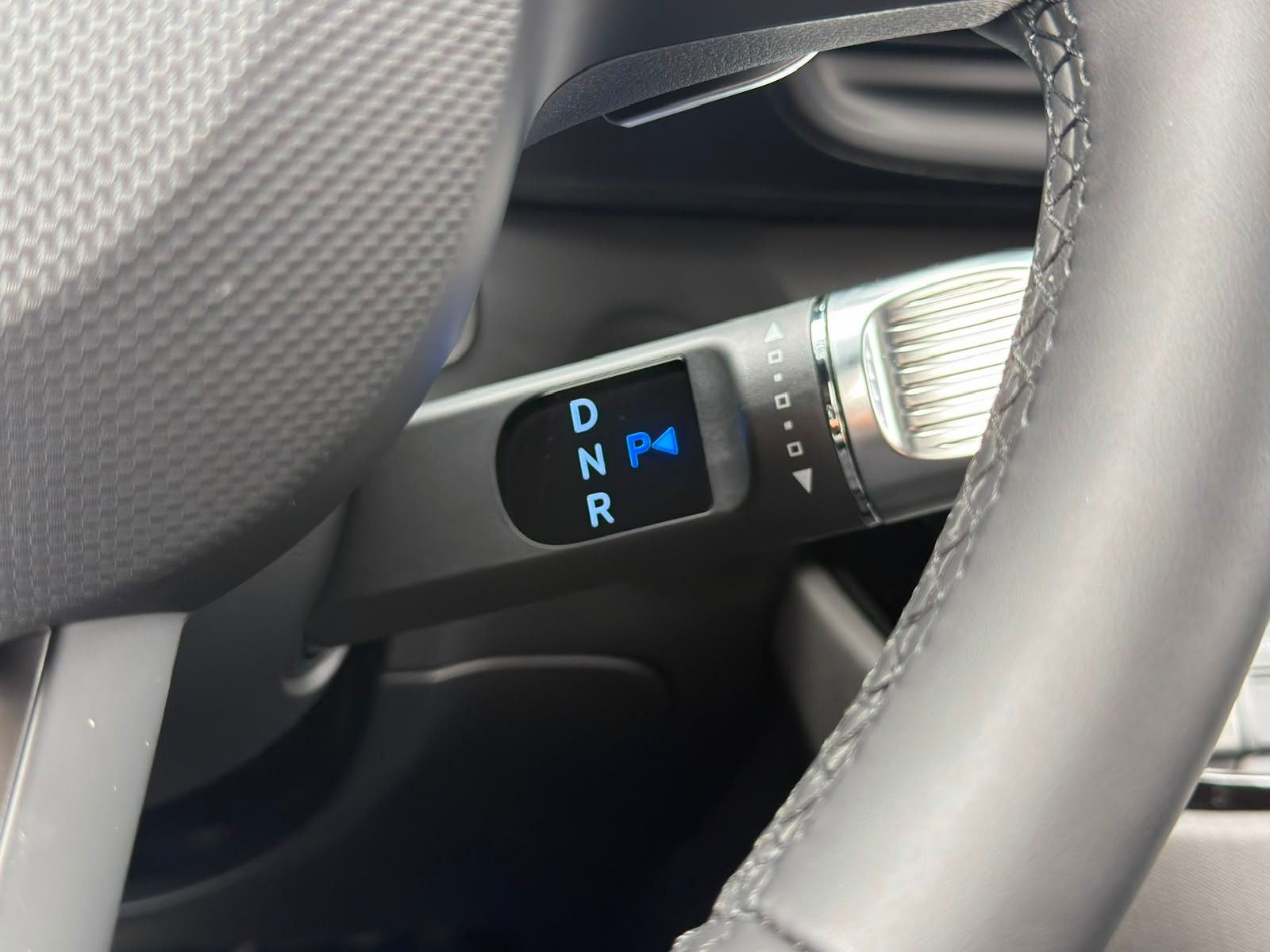 Fahrzeugabbildung Hyundai INSTER Trend 85kW *RW370KM*Totwinkel*ACC*360°