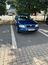 Skoda superb 2,8 v6 - gebrauchte Skoda Superb aus dem Jahr 2003