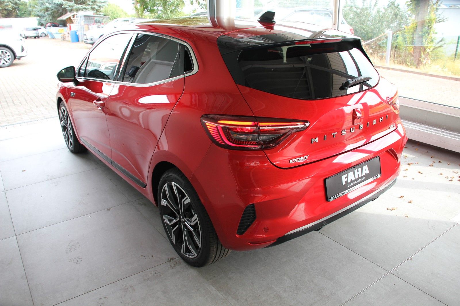 Fahrzeugabbildung Mitsubishi Colt 1.6 HEV Diamond/TOP