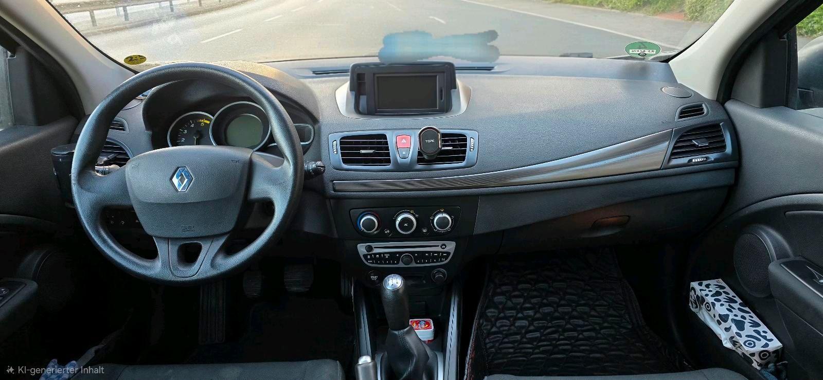 Renault Megane 2010 — вигляд ззаду