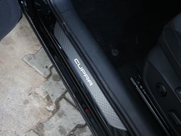Cupra Formentor VZ 2.0 TSI 4Drive DSG AHK Pano Kamera