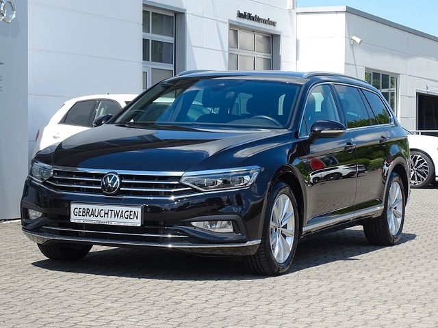 Passat Variant 1.5 TSI DSG Elegance / Matrix