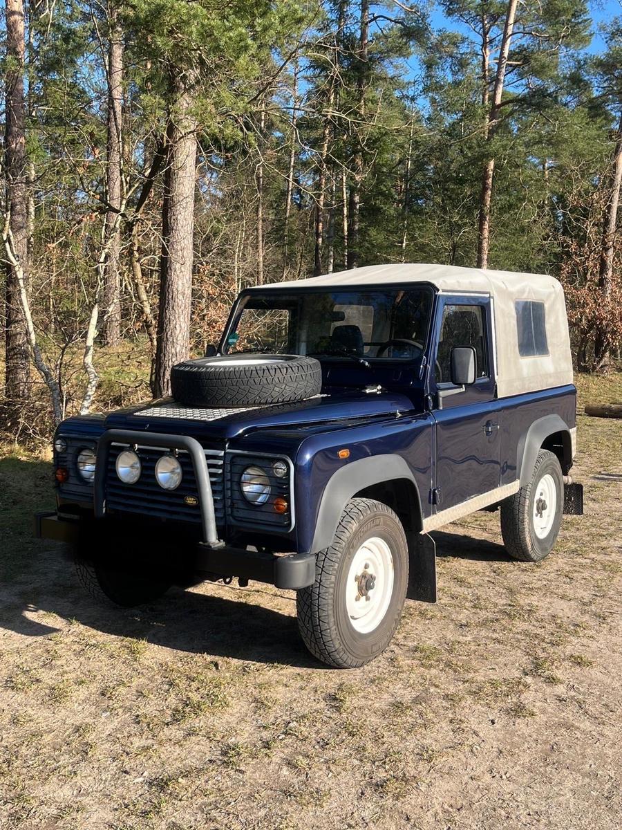 Land Rover Defender TD 5 90 Cabrio