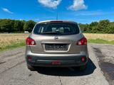 Nissan Qashqai Acenta 2.0 Navi Klimaauto Panorama - SUV bis 5.000 Euro