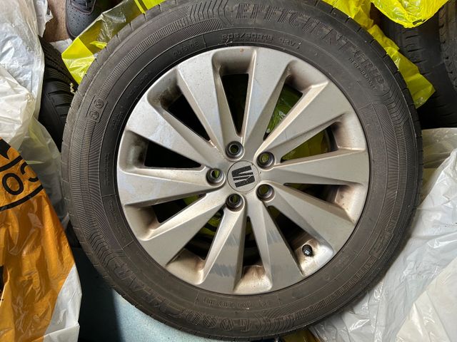 Fahrzeugabbildung Seat Arona Style+NaviZB+LED+LM+WR+BT+PDC+ACC