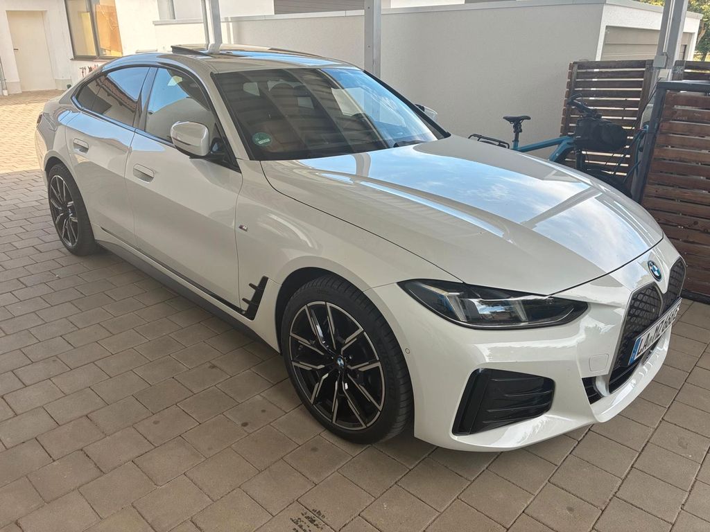 Image of BMW i4