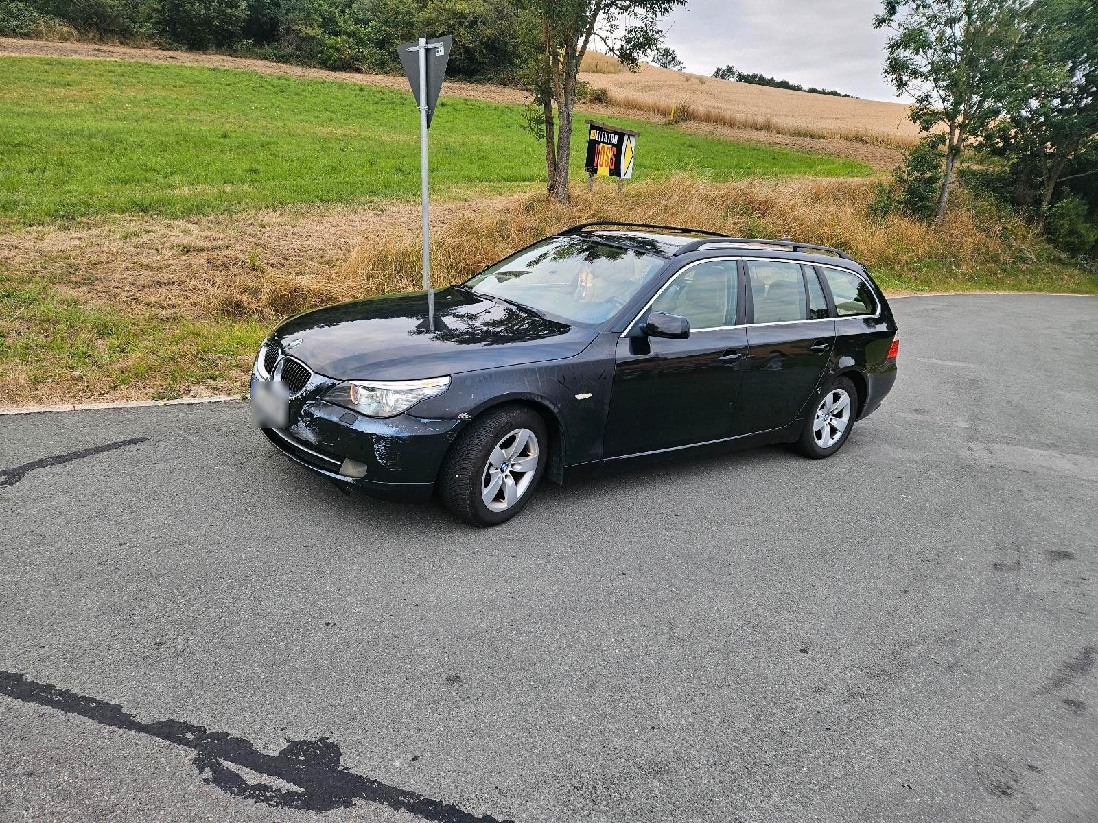 BMW 525 2007 — вигляд ззаду