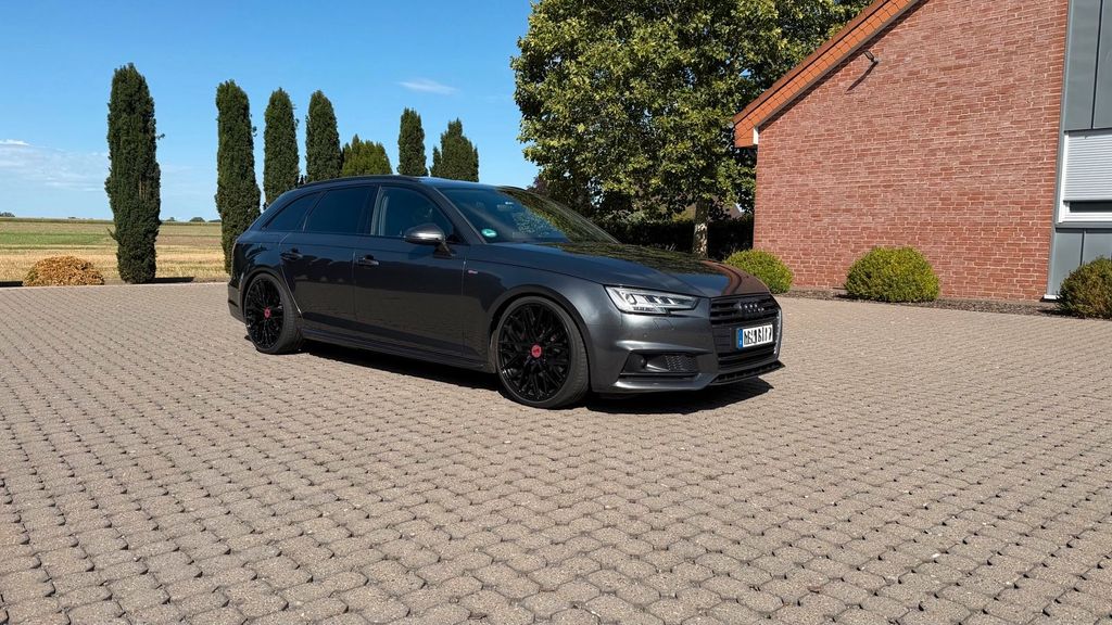 Image of Audi A4