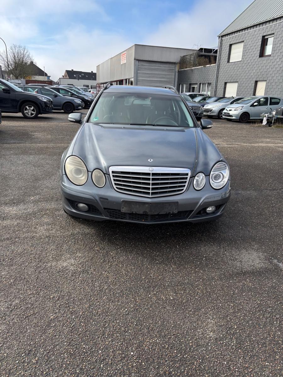 Mercedes-Benz E 220 E T-Modell E 220 T CDI