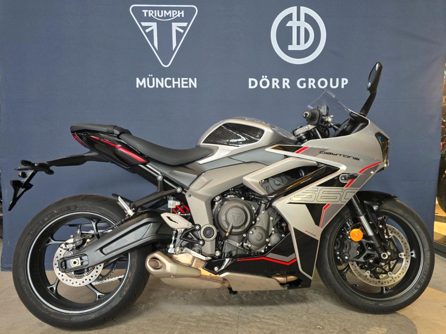 Triumph Daytona 660 | Aluminium Silver