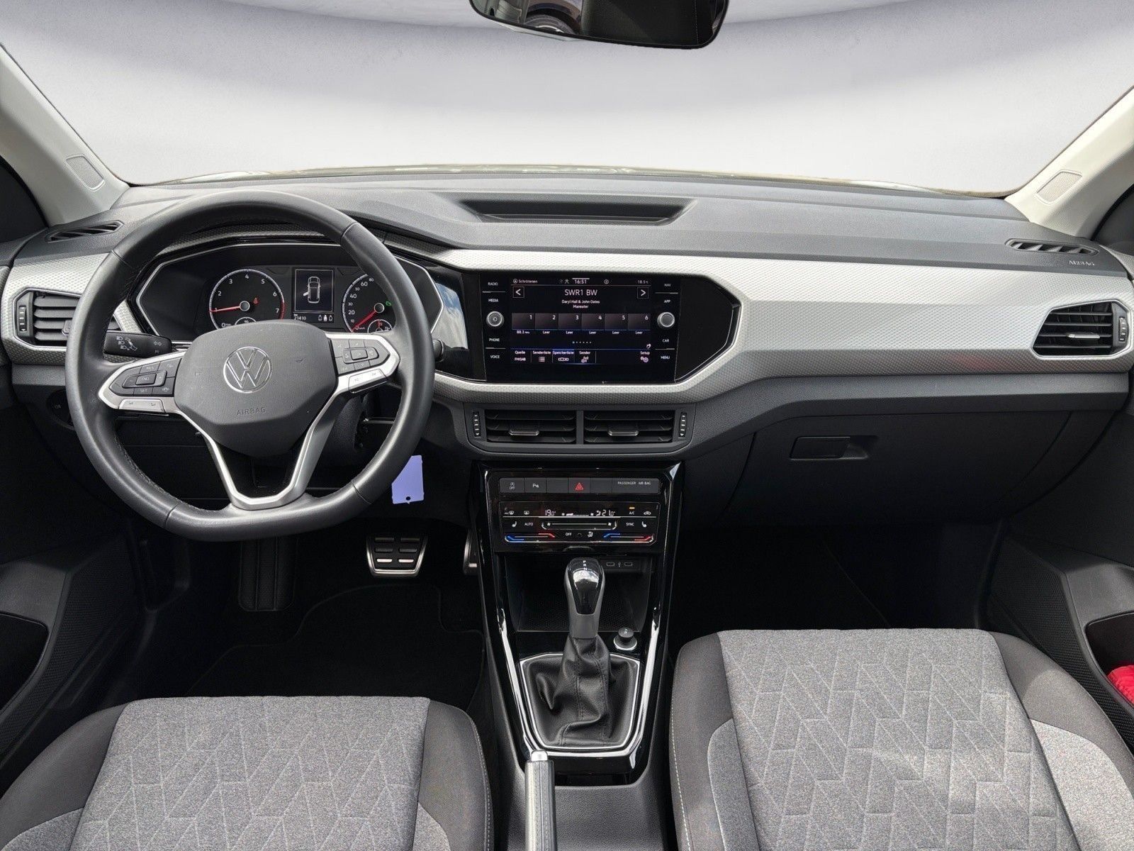 Volkswagen T-Cross - Bild 8