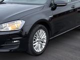 Volkswagen Golf VII Lim. Cup BMT **8-Fach** - Volkswagen Golf: 8