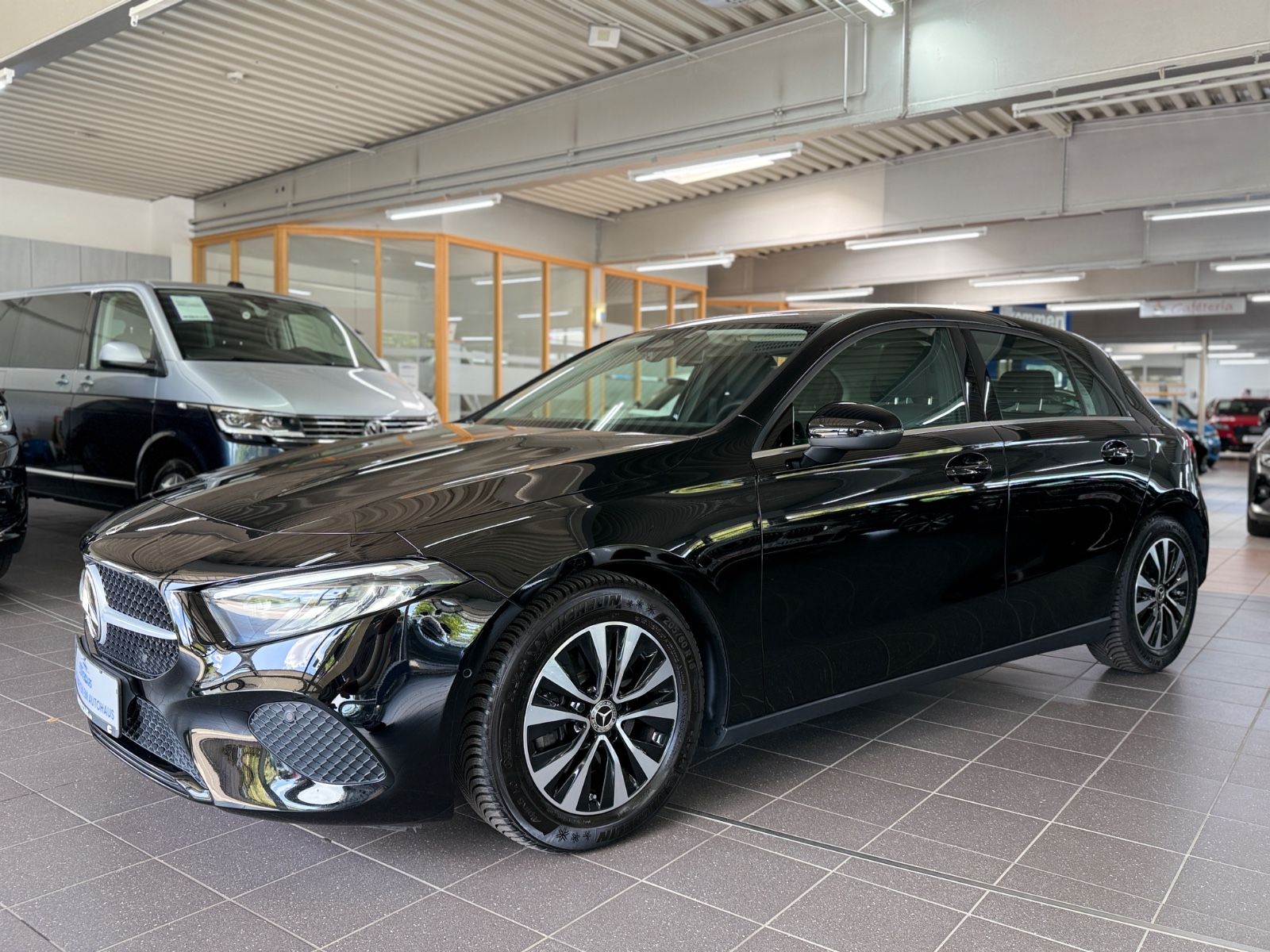 Mercedes-Benz A 180 d Lim. High LED Navi Direktlenkung Agility foto 2
