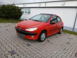 Peugeot 206 - gebrauchte Peugeot 206 aus dem Jahr 2002