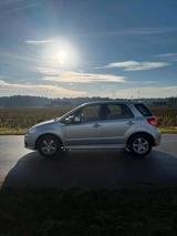 Suzuki Auto Suzuki SX4 EZ 8/10 TÜV 12/27 - gebrauchte Suzuki SX4 aus dem Jahr 2010