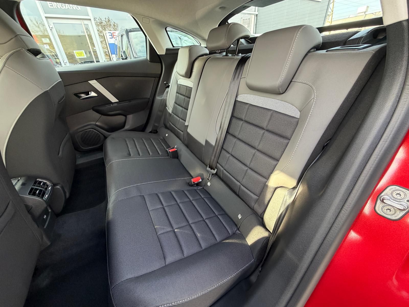 Citroën C4 - Bild 6