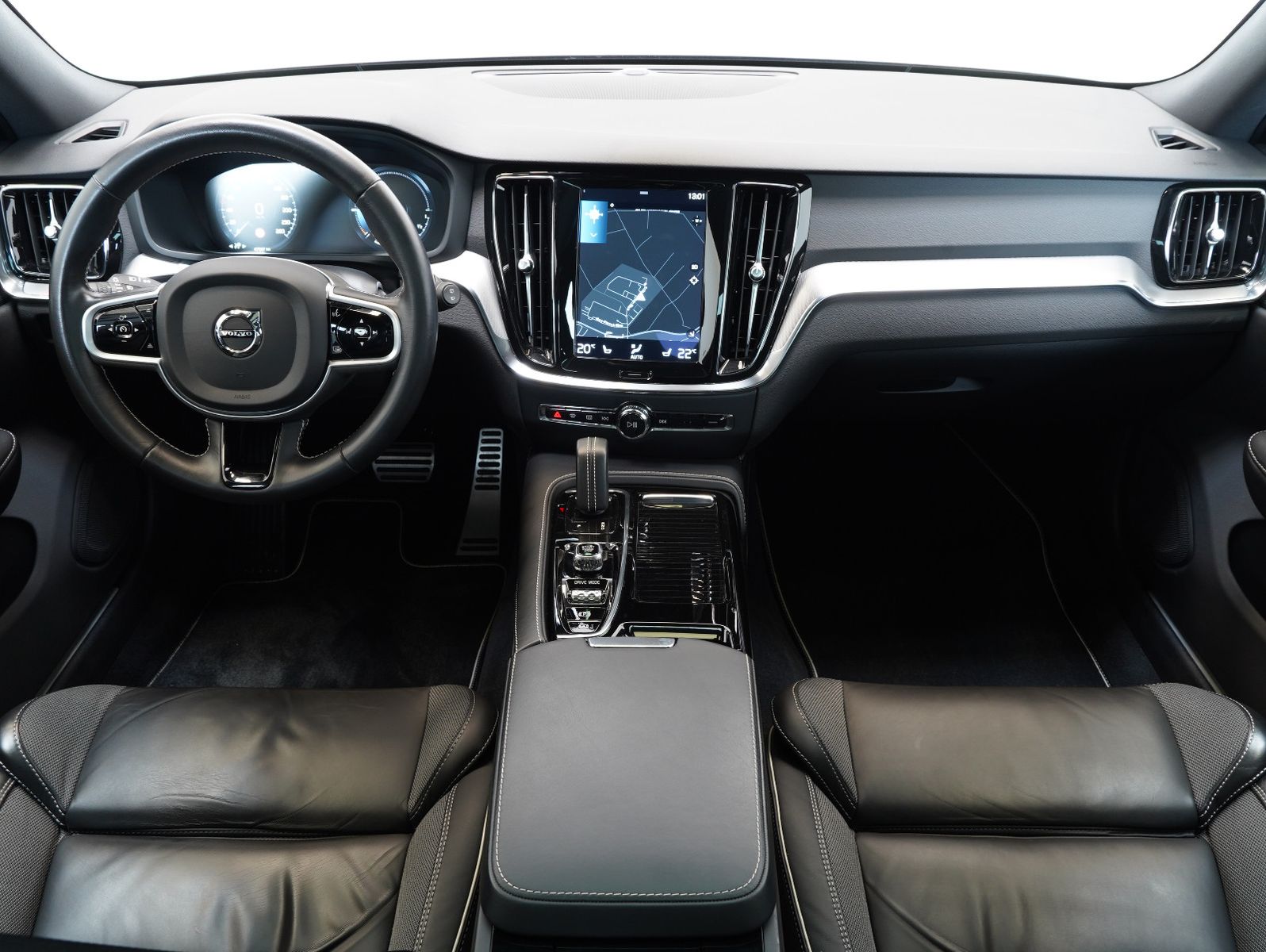 Fahrzeugabbildung Volvo V60 T6 AWD Recharge Plug-In R Design ACC/4C/AHK
