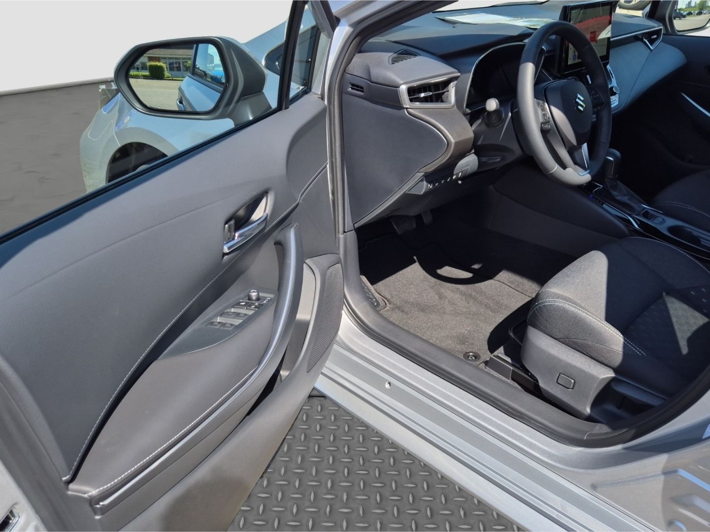 Suzuki Swace - Bild 33
