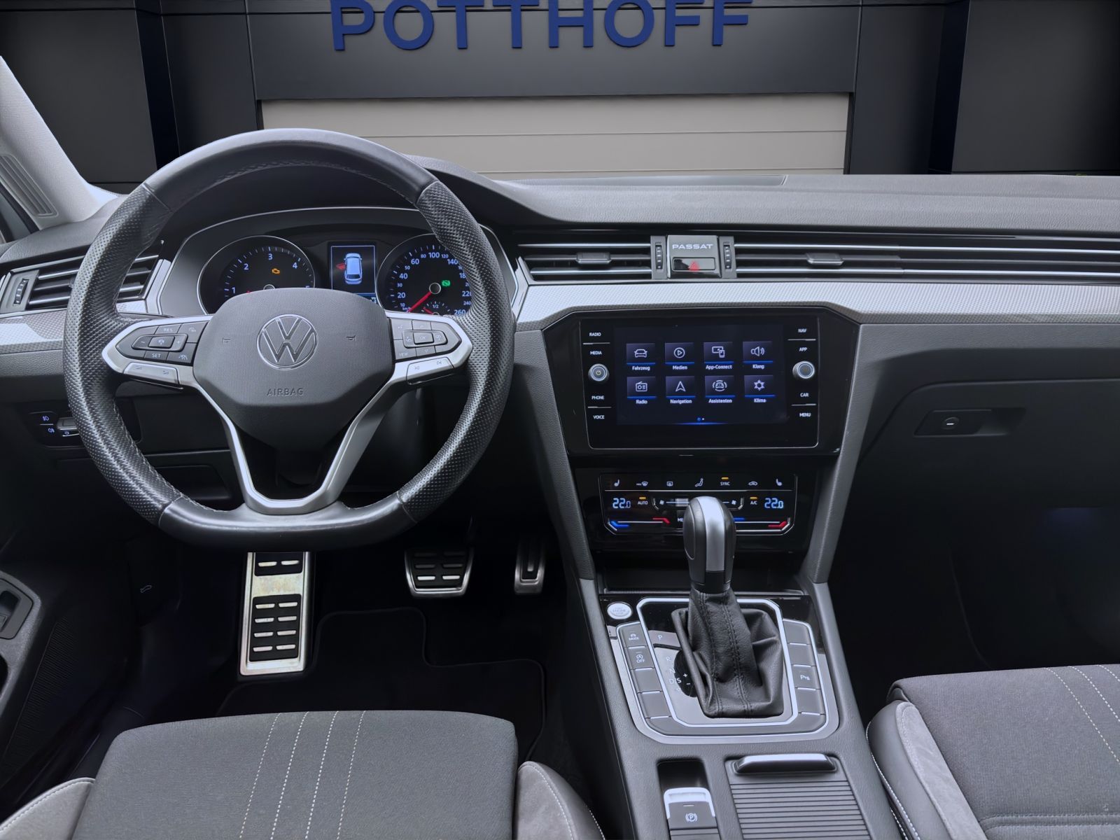Volkswagen Passat Variant - Bild 14