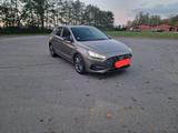Hyundai i30 Edition 30 Plus - Hyundai i30: Edition Plus