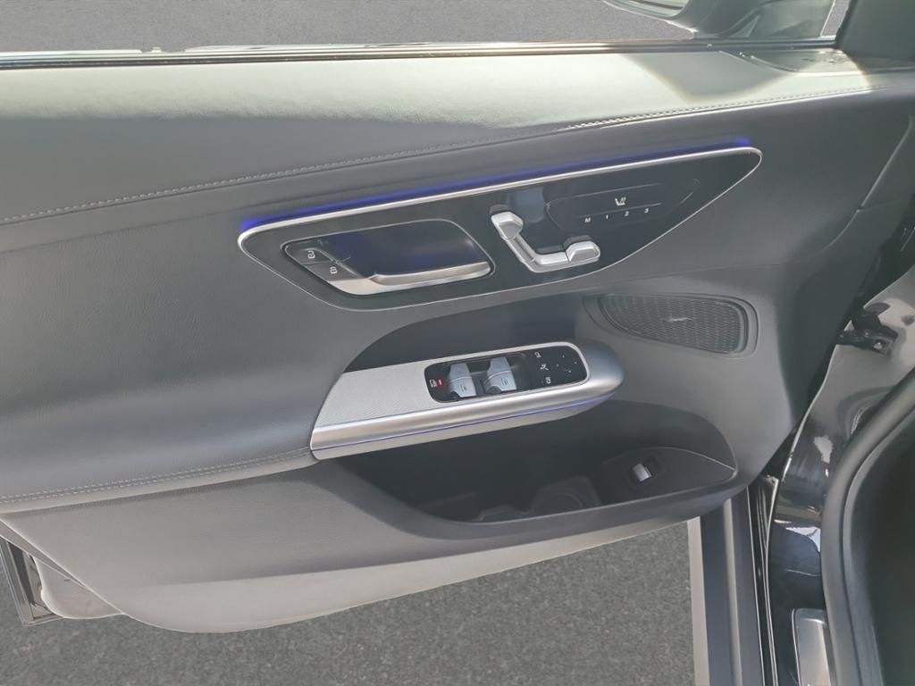 Fahrzeugabbildung Mercedes-Benz GLC 300 d 4MATIC AMG Line*Night Paket*AHK*Kamera