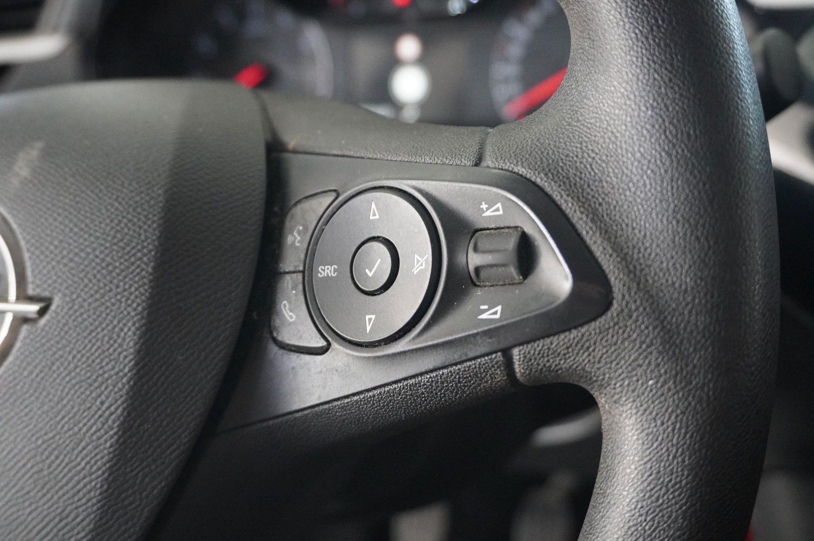 Fahrzeugabbildung Opel Corsa F 1.2 EDITION KLIMA/USB/TEMP./ASSIS./BT