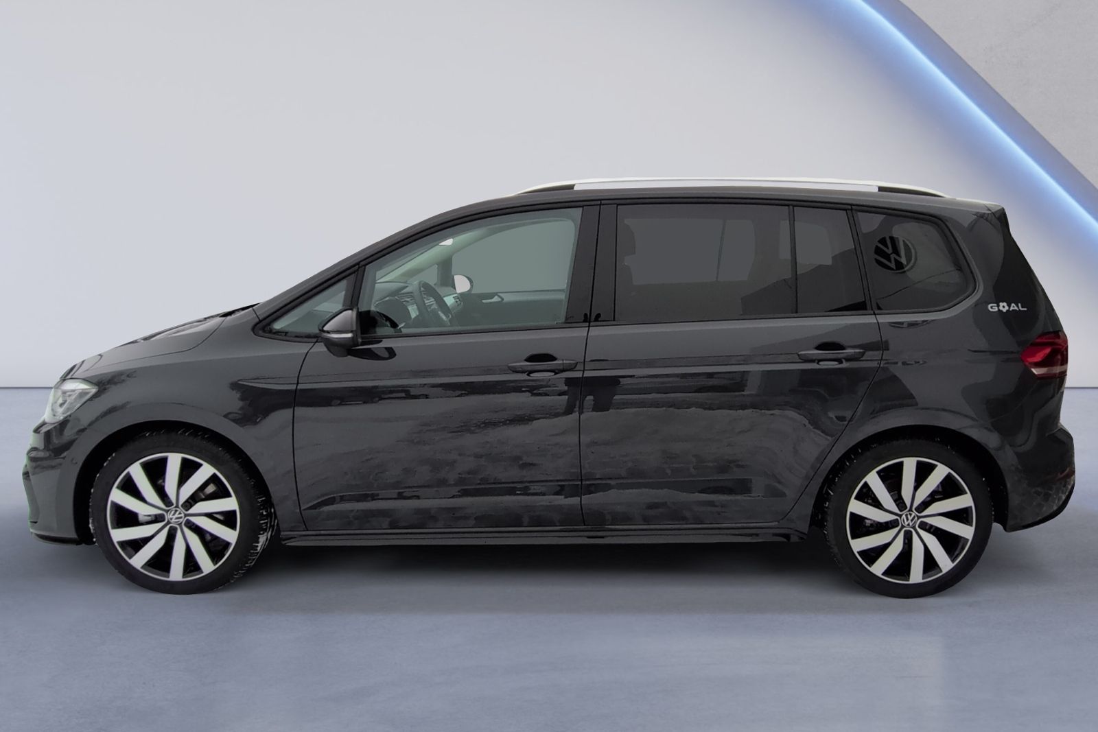 Touran R Line 1.5 TSI DSG 7Sitzer+AHK+PANO+MATRI