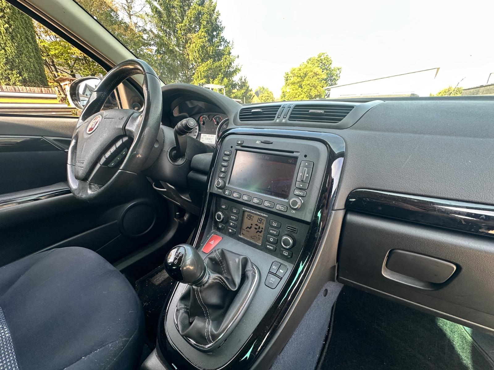 Fiat Croma 2010 — photo 13
