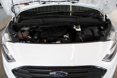 Fahrzeugabbildung Ford Transit Connect TREND KLIMA CAM PDC ACC Regale
