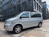 Volkswagen T5 Multivan 2.5 TDI Atlantis / 1.Hand/ 7.Sitzer - Volkswagen: Multivan Atlantis