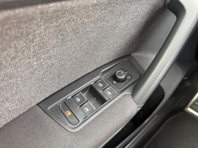 Tiguan Move 2.0 TDI AHK-klappbar Navi ACC CarPla