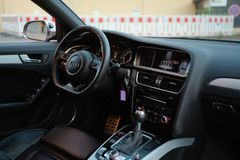Fahrzeugabbildung Audi RS4 Avant 4.2 FSI quattro *MwSt.*Phantomschwarz*